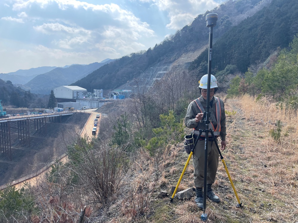 東邦調査測量 工事測量 一般測量（調査測量） ICT測量 基準点測量 水準測量 現地測量（地形測量） 路線測量 用地測量 河川測量